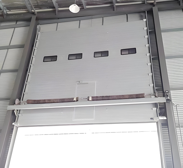 张家川工业滑升门