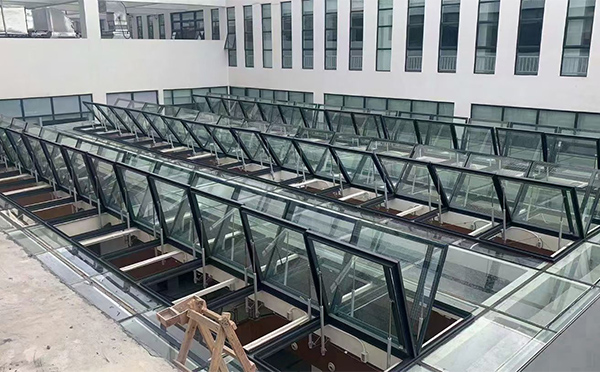 百安科技有限公司近期张家川排烟窗项目案例分享 百安科技有限公司近期张家川排烟窗项目案例分享