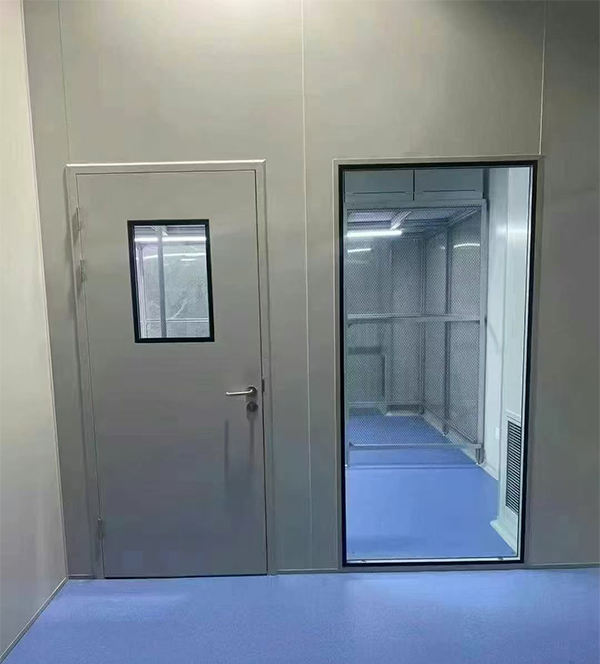 学校教学楼完成张家川防火门标准化安装