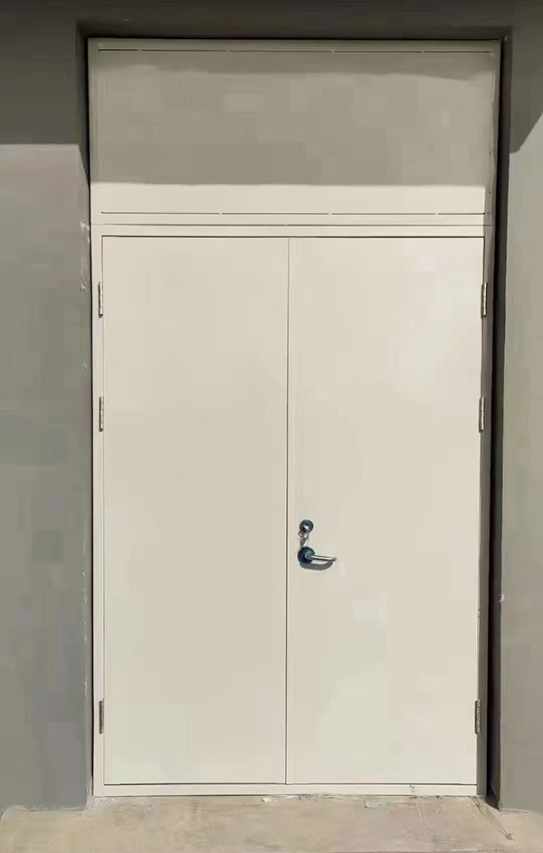 展览馆项目完成大跨度张家川防火门安装